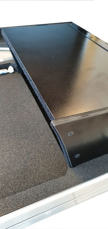 Kasse for Yamaha MGP16X med 200mm kabelgate