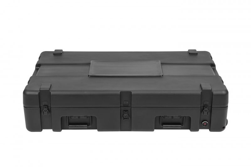 SKB R SERIES 3821-7 WATERPROOF UTILITY CASE W/ WHEELS